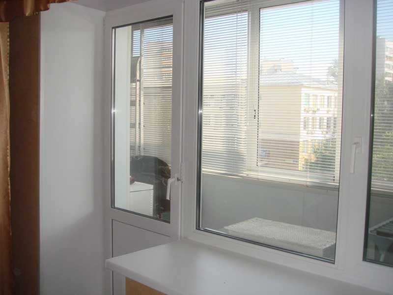 установка стеклопакетов и откосов